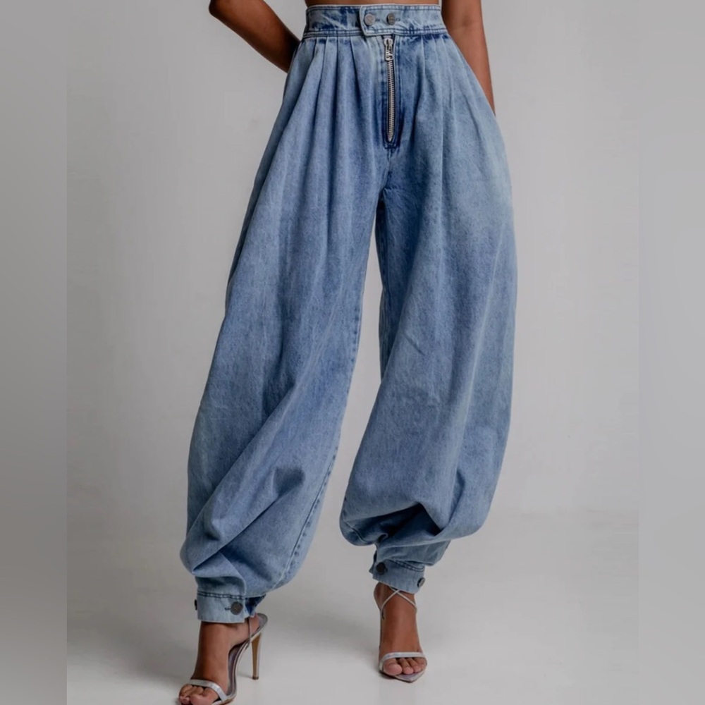 Stylish Blue Baggy Jeans